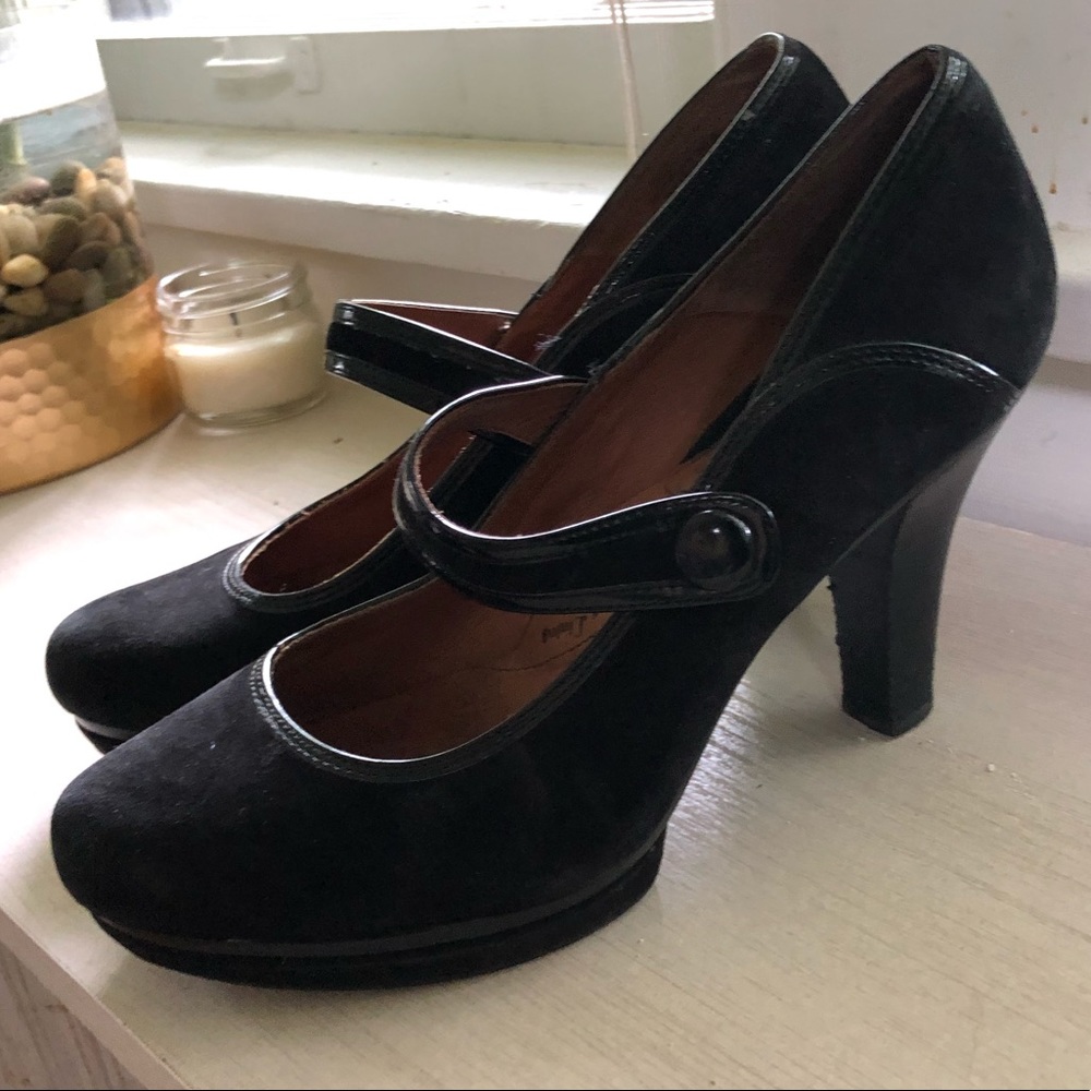 Sofft Black Suede Heels